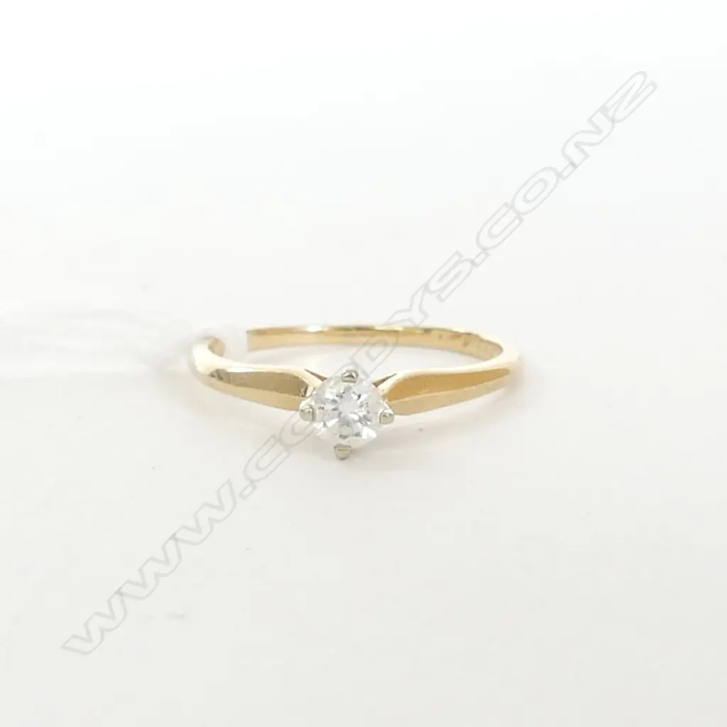 14CT DIAMOND SOLITAIRE RING 1.6gms Image 1++