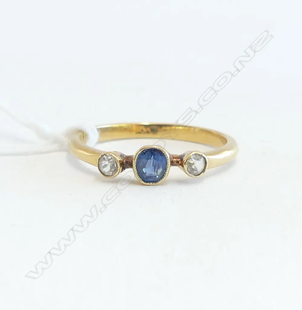 early 20thC 18CT SAPPHIRE & 2 faux DIAMOND RING 3.2gms Image 1++