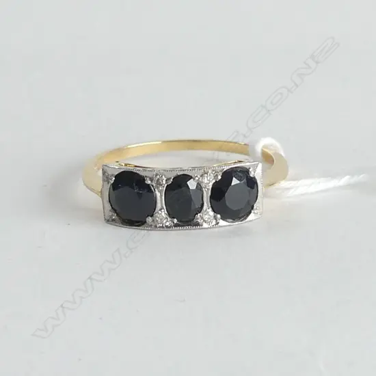18CT PALLADIUM DARK SAPPHIRE & DIAMOND RING 4.3gms w. valuation