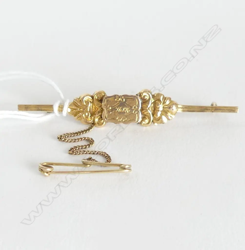 15ct GOLD MORNING BAR BROOCH  L.60mm 3.7gms Image 1++