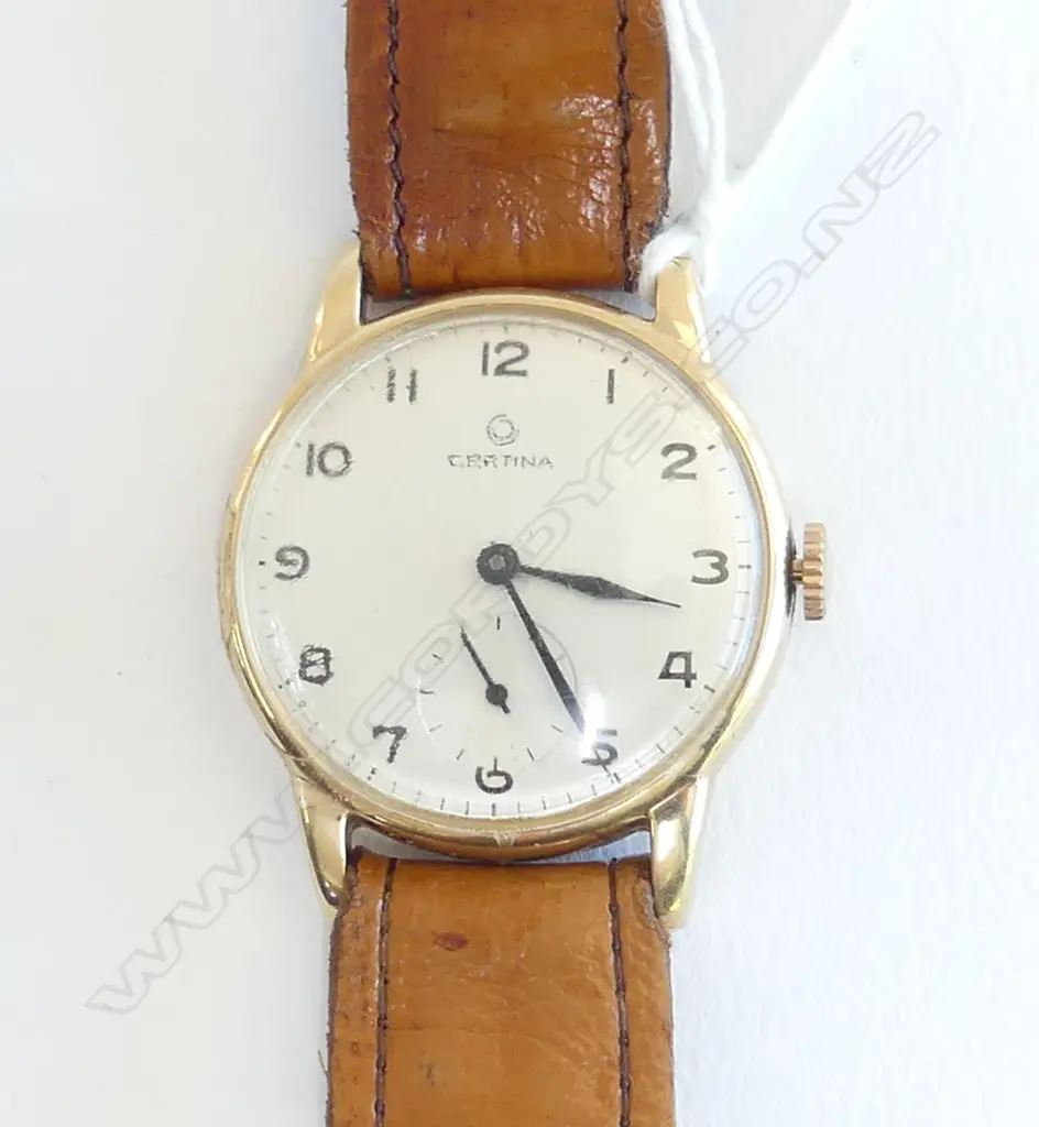 9CT GENT'S CERTINA WRISTWATCH in 2 piece Dennison case. Overhauled 2022 Image 1++