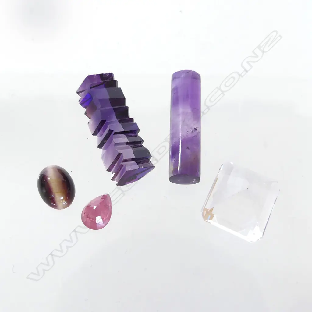 BAG OF UNSET GEMSTONES Image 1++