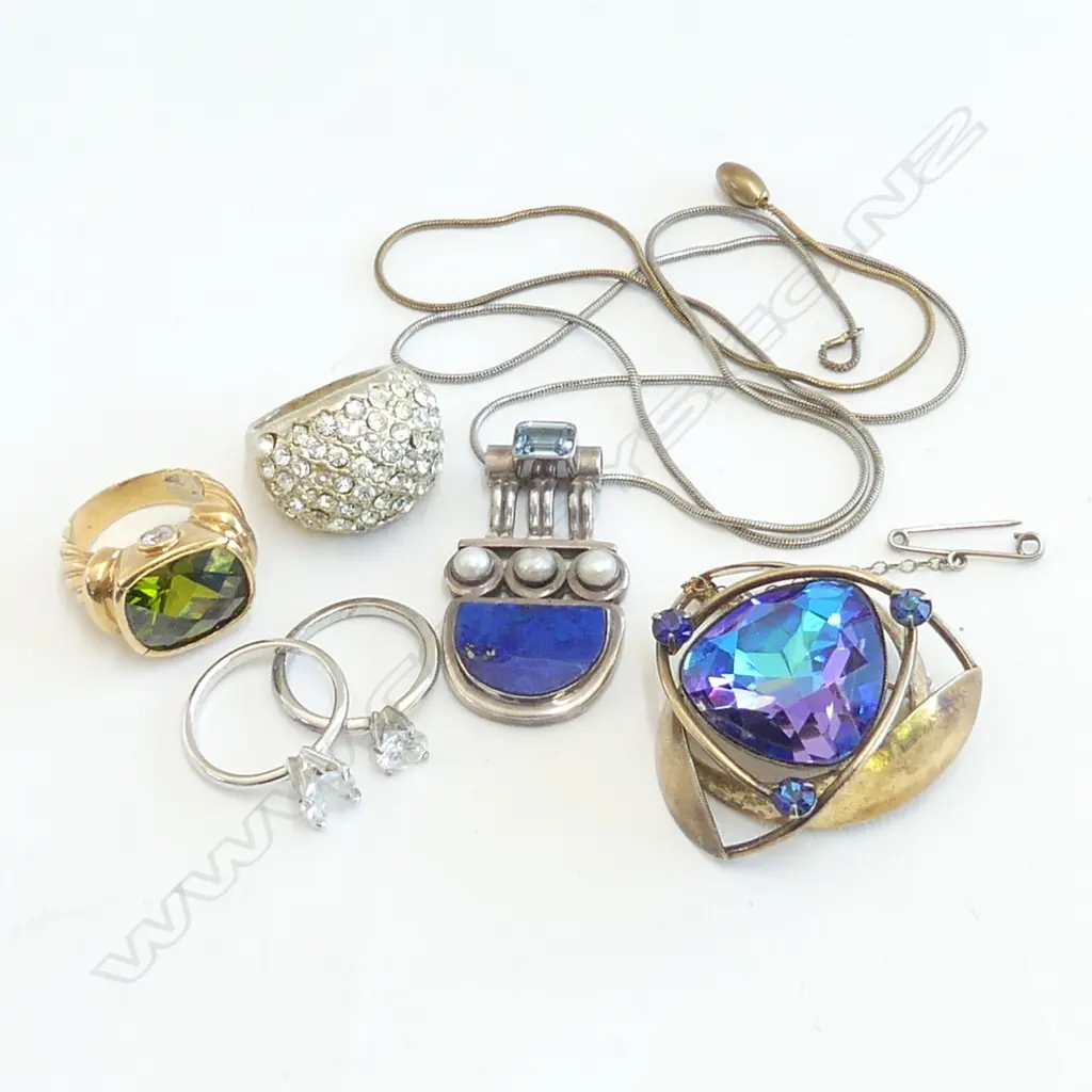 SILVER & LAPIS 1990's PENDANT + 4 COSTUME RINGS + LGE BROOCH  Image 1++