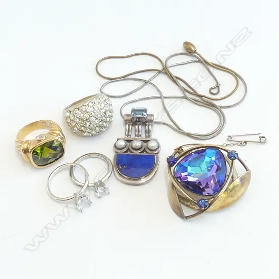 SILVER & LAPIS 1990's PENDANT + 4 COSTUME RINGS + LGE BROOCH 