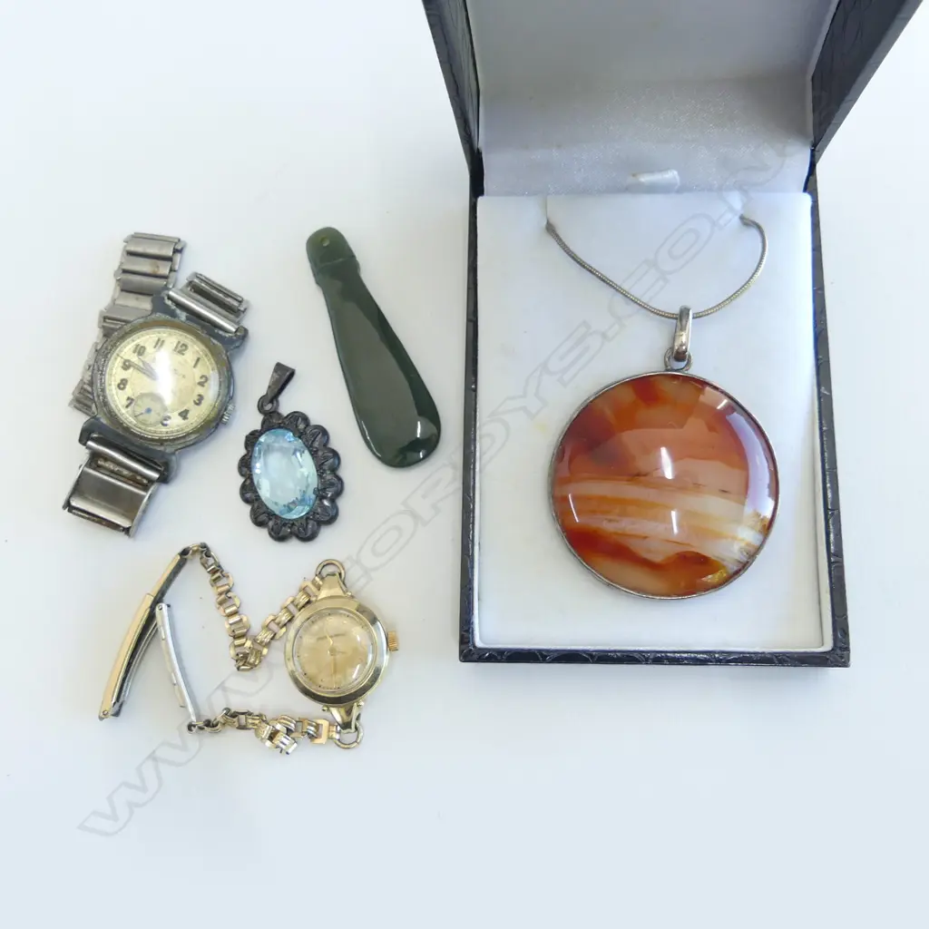 LGE AGATE DISC & SILVER PENDANT NECKLACE + 2 WRISTWATCHES + SILVER & FACETTED BLUE STONE PENDANT + pounamu pendant Image 1++
