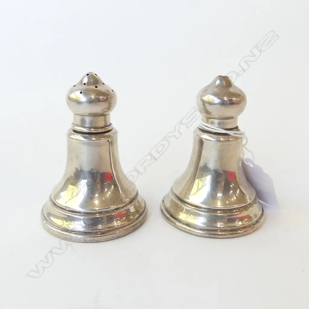 STERLING SILVER SET OF SALT & PEPPER SHAKERS LONDON 1921 170GRAMS H.80MM Image 1++