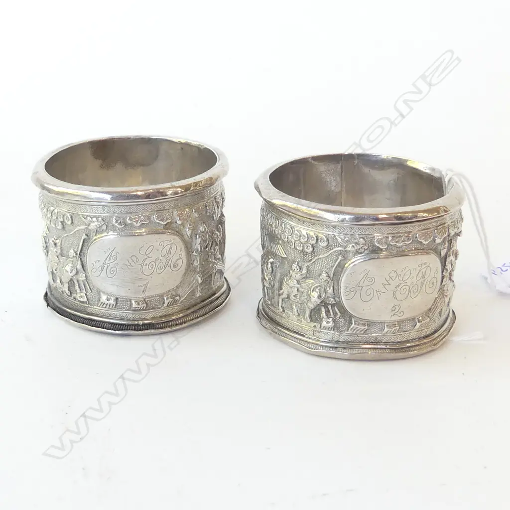 PAIR OF CHINESE STERLING SILVER SUBSTANTIAL NAPKIN RINGS WITH HEAVILY EMBOSSED VILLAGE SCENES, CHINESE HALLMARKS 130GRAM Image 1++