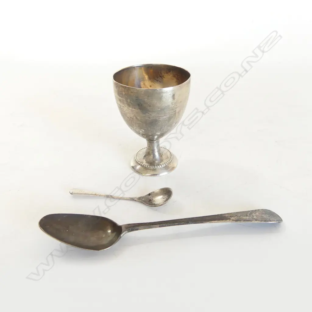 SILVER EGGCUP & 2 SPOONS TOTAL WEIGHT 71GM Image 1++