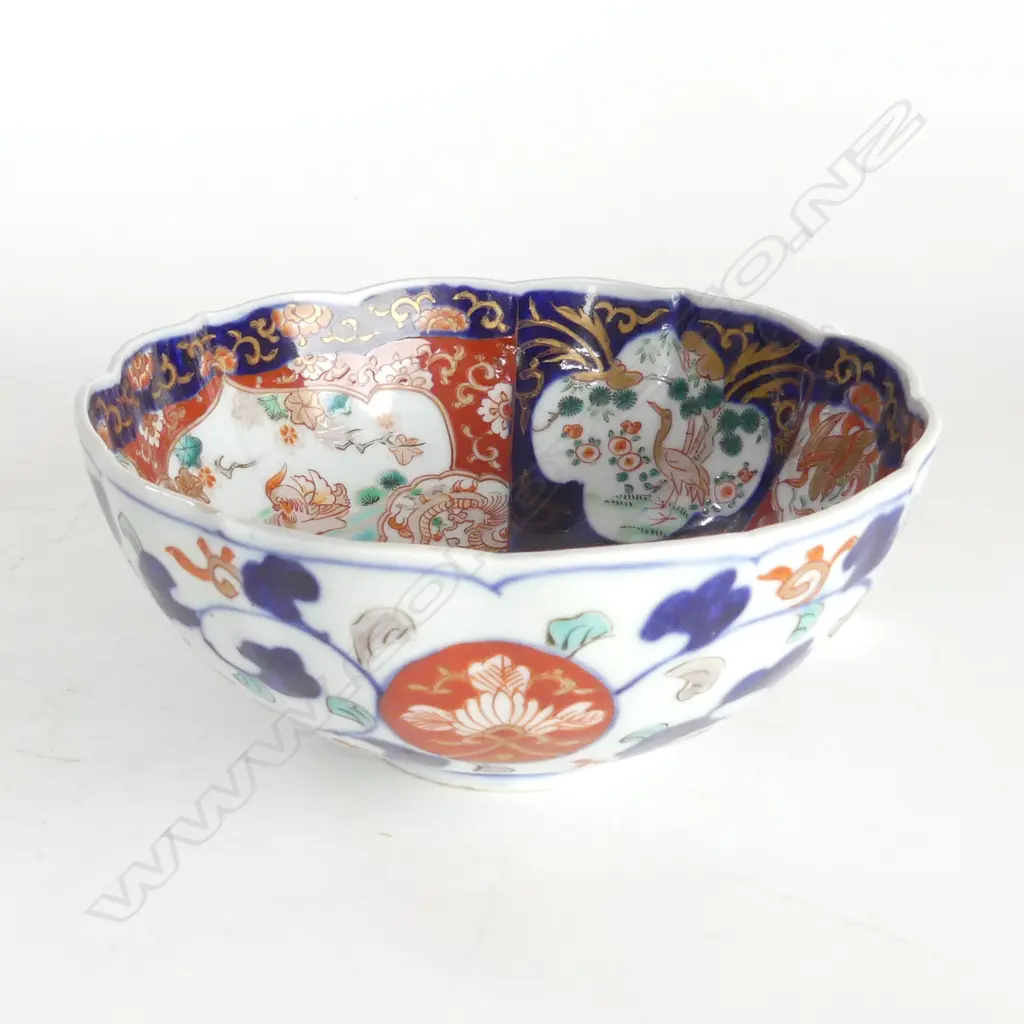 JAPANESE IMARI BOWL 200mm dia Image 1++