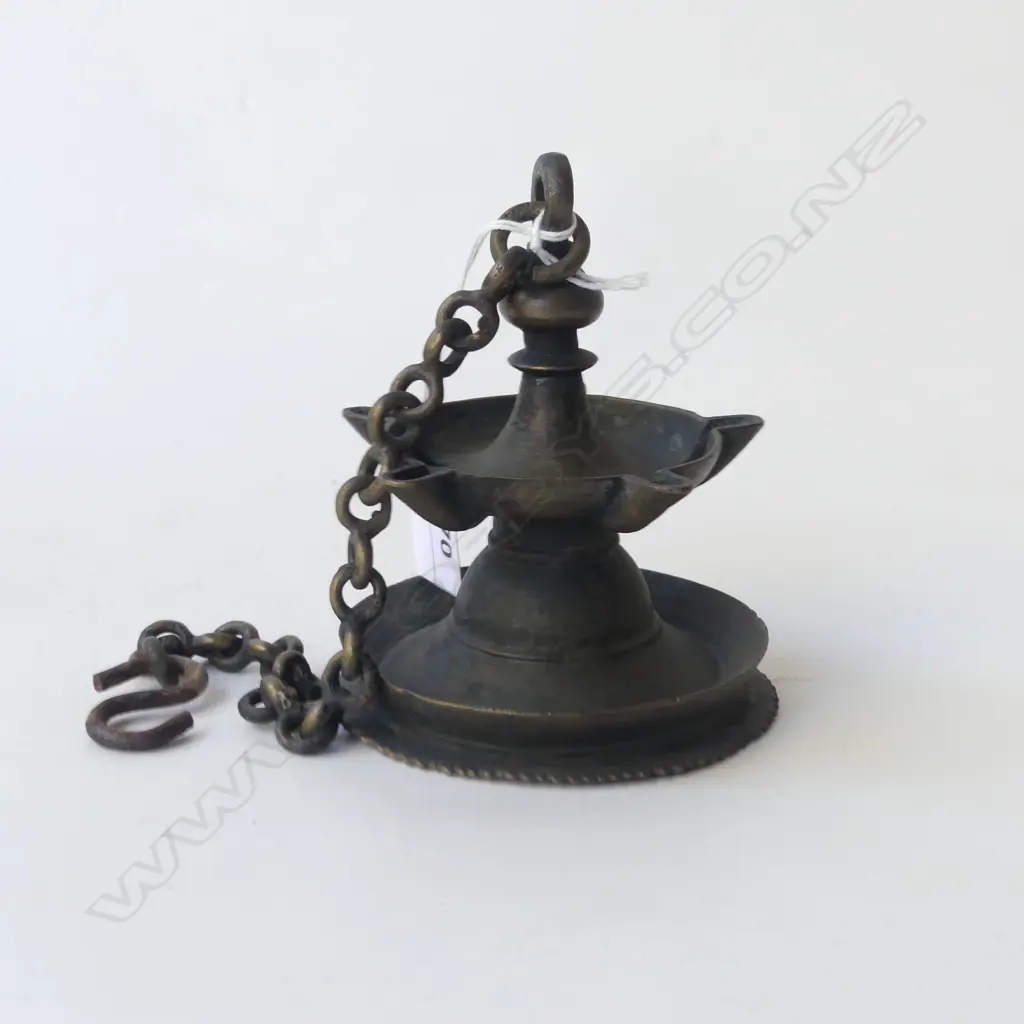 SMALL HANGING CAST IRON INCENSE BURNER Image 1++