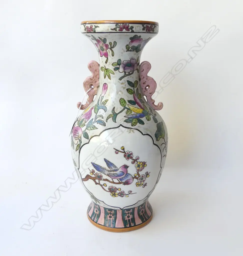 CHINESE VASE H.350mm Image 1++