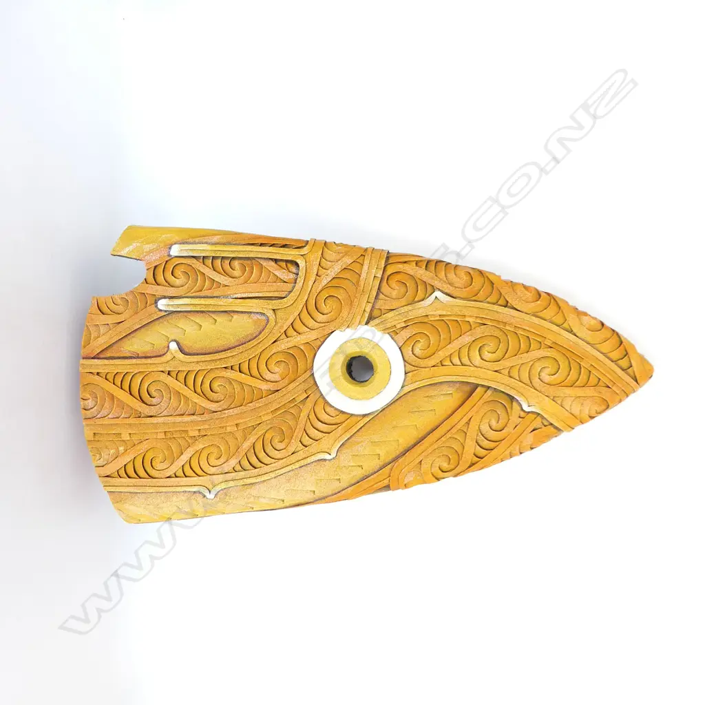 AARON KEREOPA, 'FISH HEADS (HE IKA)', SURF BOARD & ACRYLIC PAINT, 800 x 440mm, detail & dated 2016 verso Image 1++