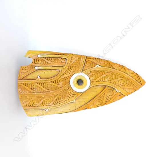 AARON KEREOPA, 'FISH HEADS (HE IKA)', SURF BOARD & ACRYLIC PAINT, 800 x 440mm, detail & dated 2016 verso