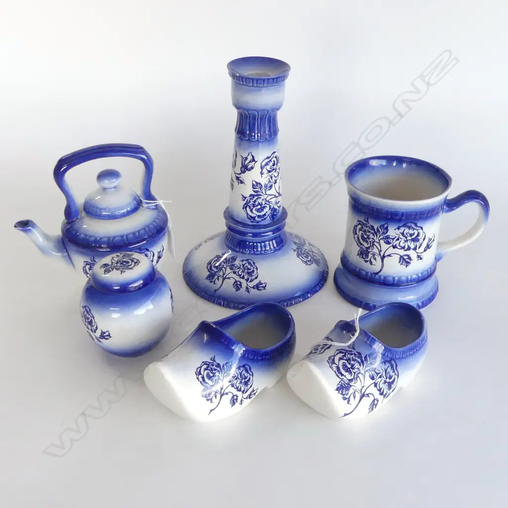 6 PCS BLUE WILD ROSE PAT CARLTONWARE CHINA CANDLESTICK H220MM TEAPOT H160MM 2 CLOGS L150MM MUG & SMALL GINGER JAR H90MM Image 1++