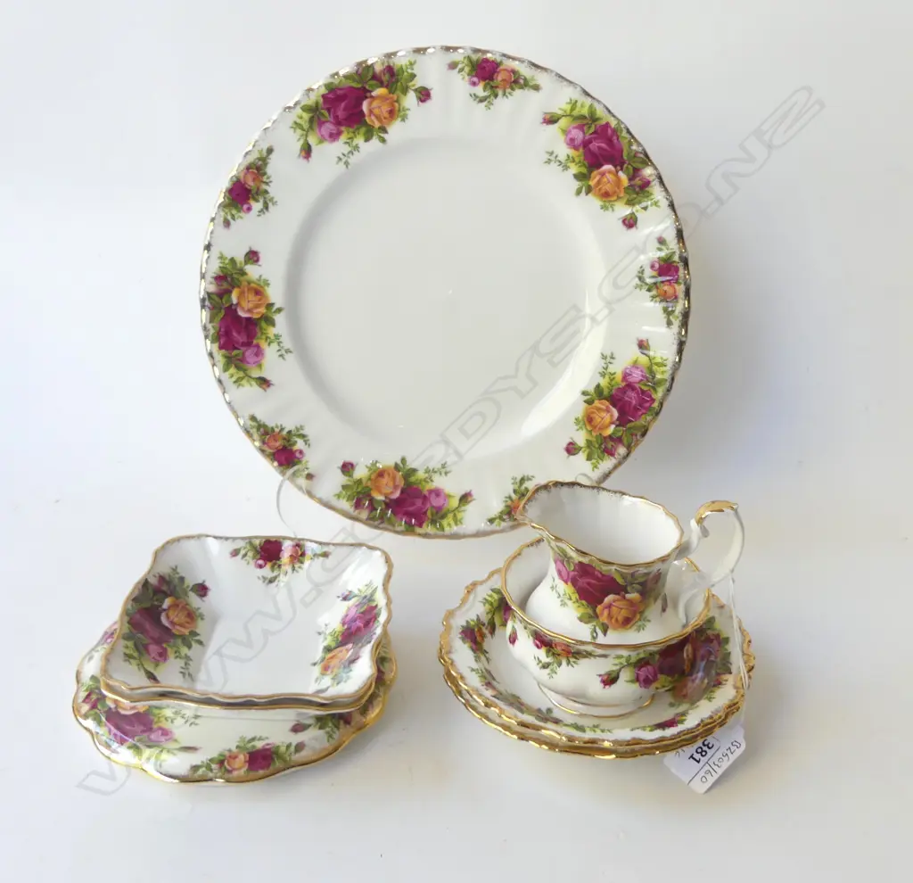 R/A OLD COUNTRY ROSES CAKE PLATE TEAPOT STAND 4 DISHES & CREAM SUGAR Image 1++