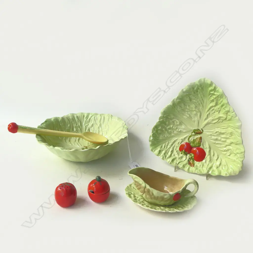 CARLTON WARE TOMATO LEAF PAT SALAD BOWL DIA240MM SPOON DISH SAUCE BOAT & 2 CONDERMENTS Image 1++