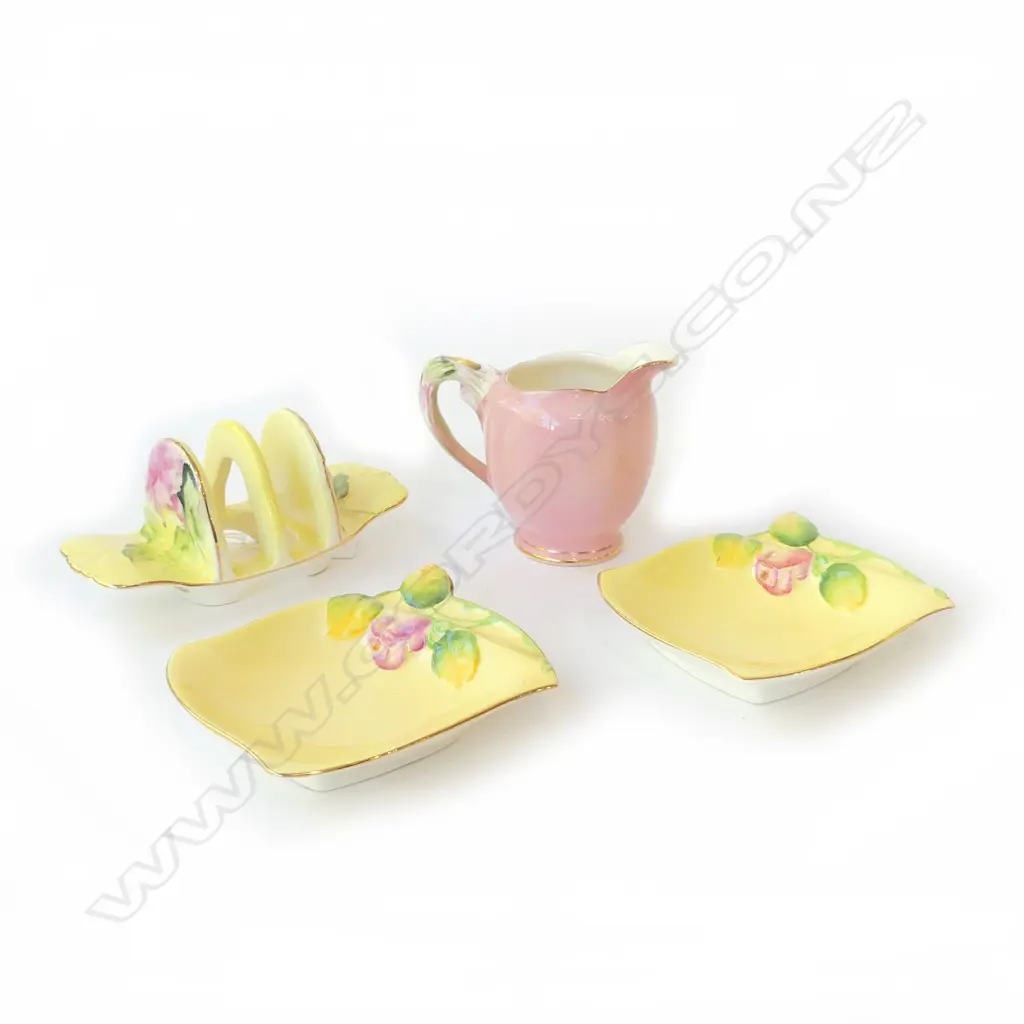 ROYAL WINTON TOAST RACK, JUG, AND TWO DISHES HIBISCUS, ROSEBUD ETC IN YELLOW AND PINK COLOURWAYS Image 1++