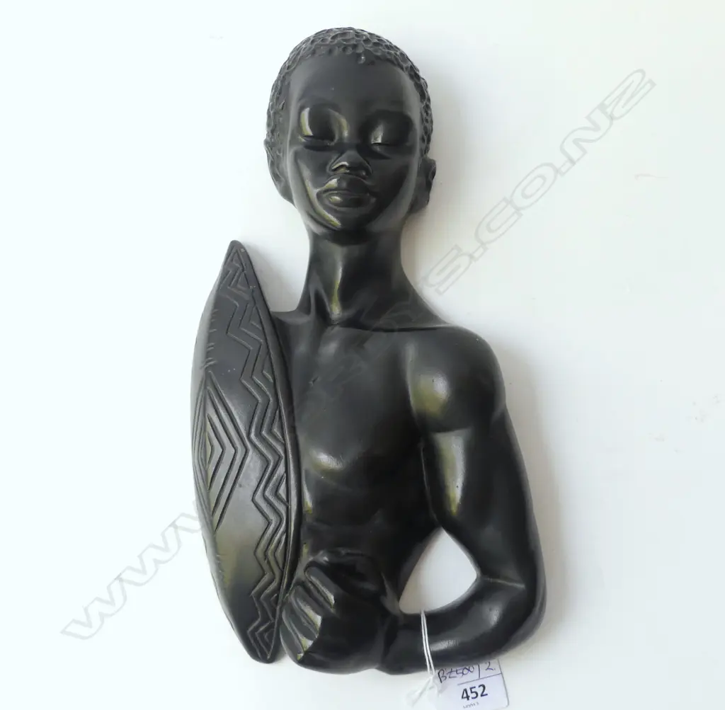 BLACK PAINTED PLASTER AFRICAN FIGURE WALL PLAQUE H.325mm Image 1++