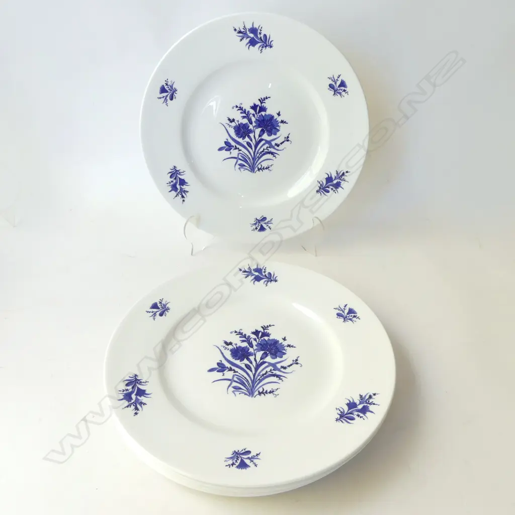 6 ROYAL CROWN DERBY BLUE FLOWER DINNER PLATES 270mm dia Image 1++