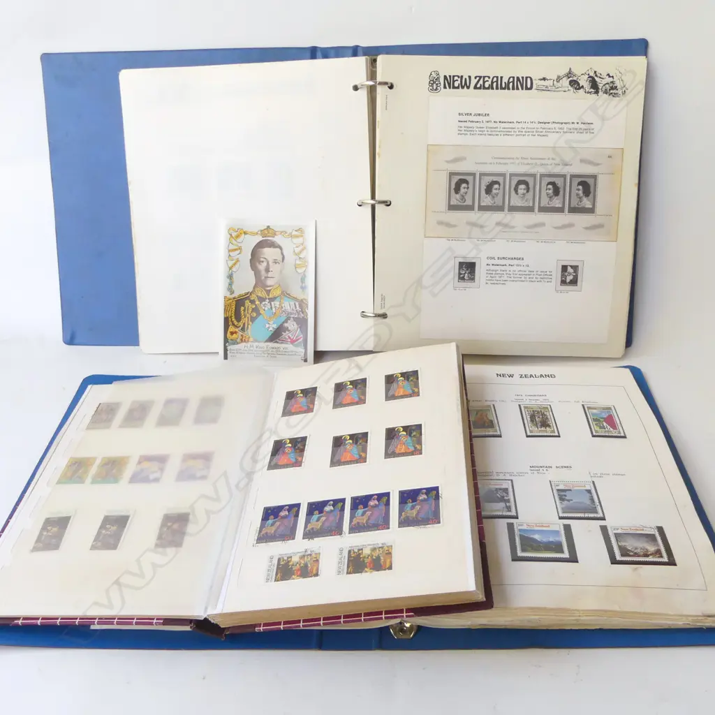 3 NZ STAMP ALBUMS (1 EMPTY, 1 STOCK BOOK) Image 1++