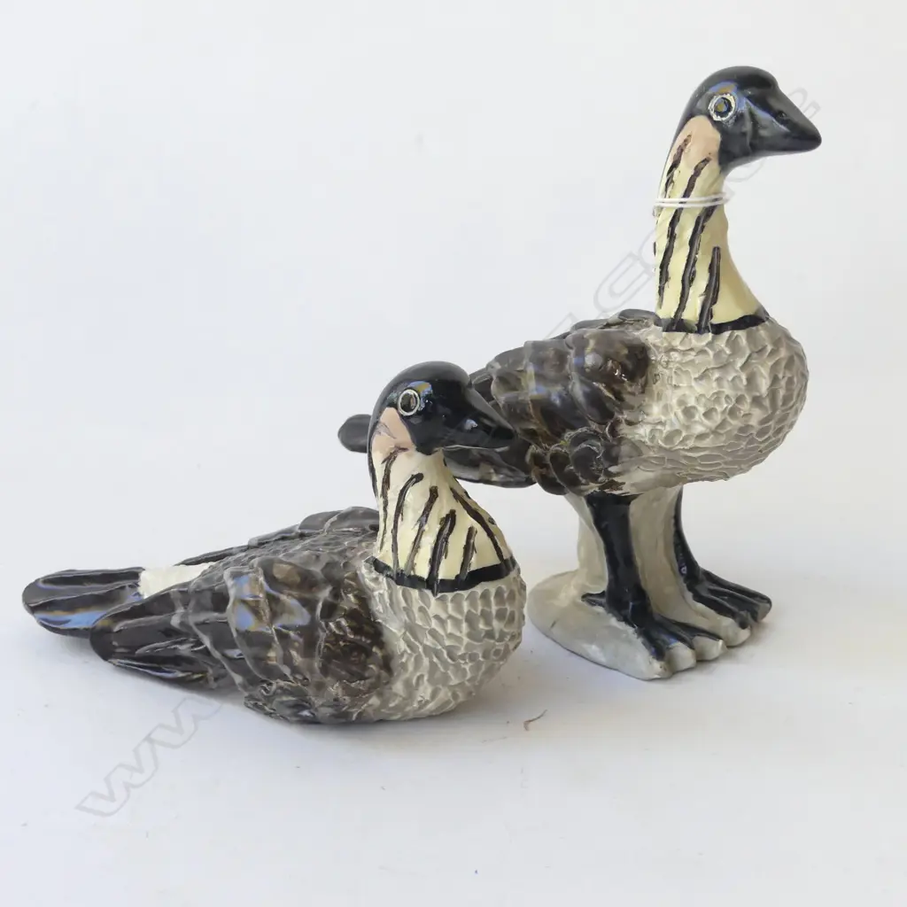2 HAWAIIAN GOOSE 'NENE' CERAMIC ORNAMENTS, HANDCRAFTED IN HAWAII, H.100mm & 160mm Image 1++