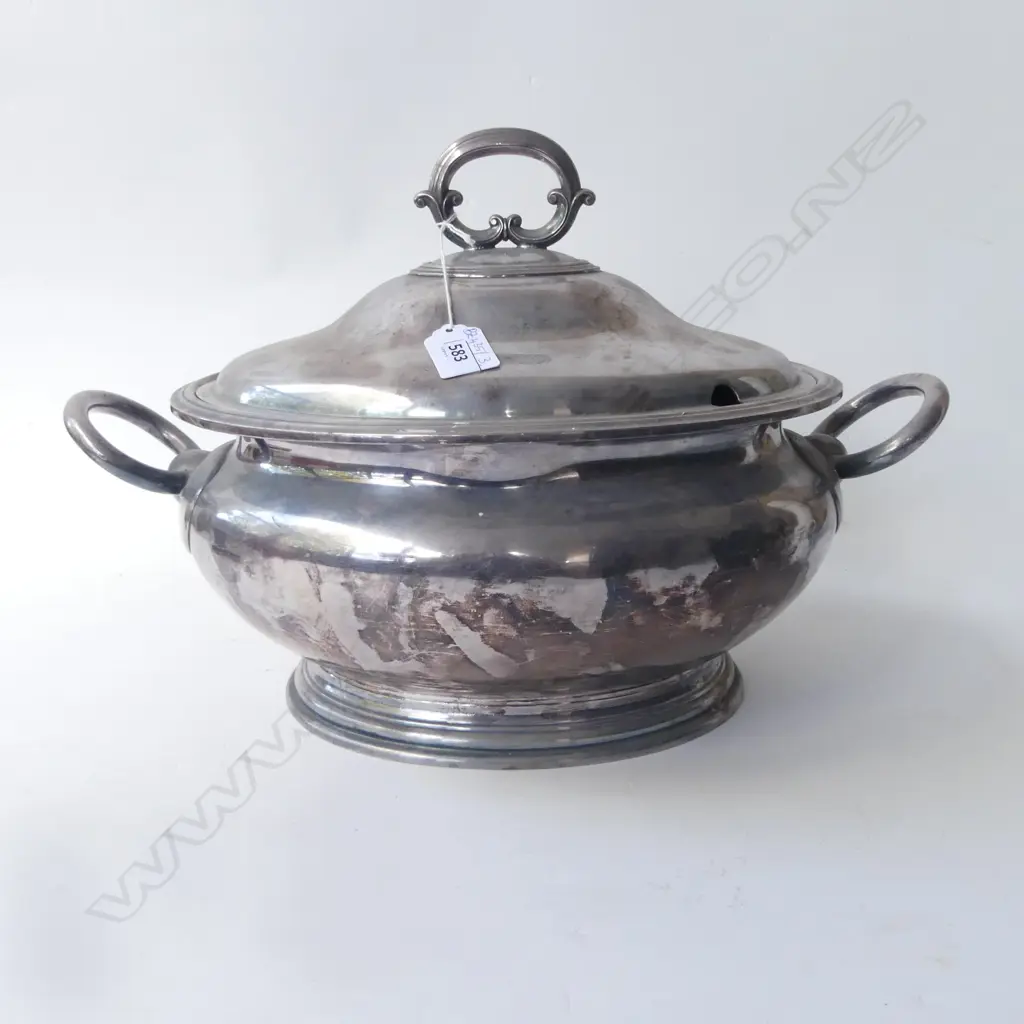 LG 4 QUART SILVER PLATE LIDDED TUREEN W.405mm Image 1++