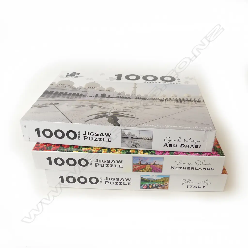 THREE 1000PC JIGSAW PUZZLES – ITALY, NETHERLANDS, ABU DHABI Image 1++