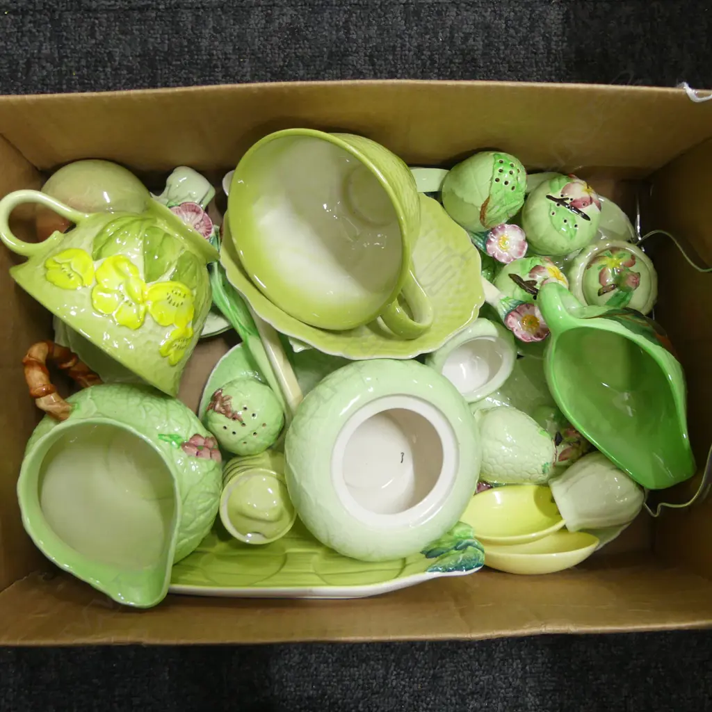 SMALL BOX GREEN LEAF PATS CARLTONWARE MIXED CHINA CONDERMENTS  DISHES JUG ETC Image 1++