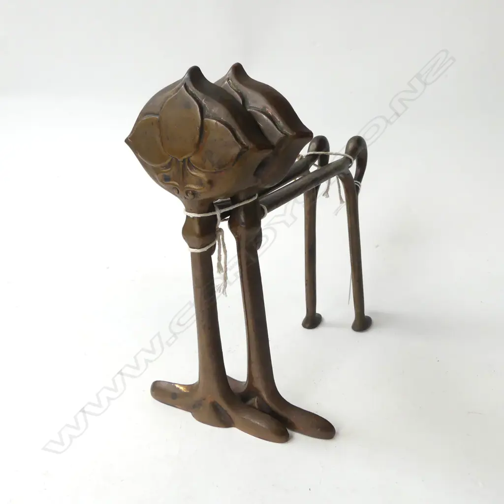 PR ARTS & CRAFTS BRASS FIRE DOGS H.220mm Image 1++