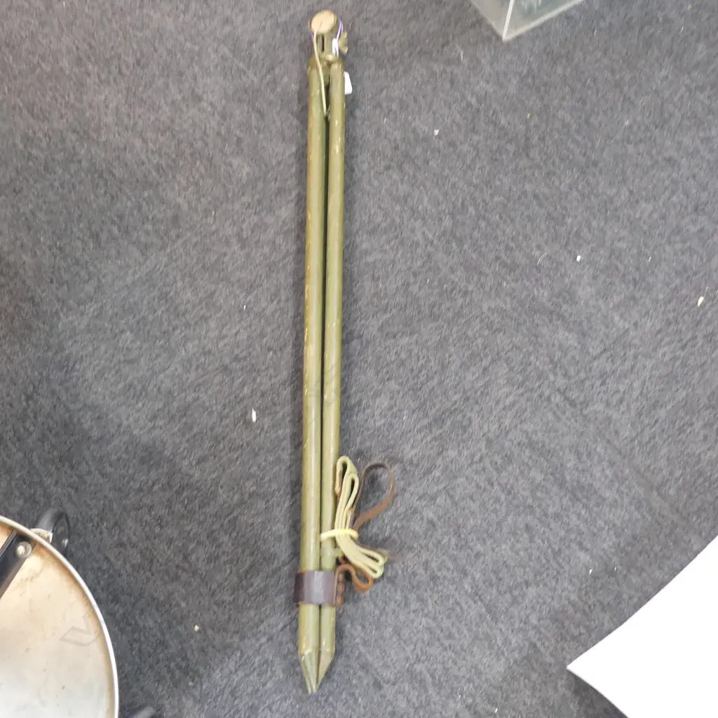 WWII BRITISH SNIPER & ARTILLERY OBSERVER SPOTTING SCOPE TRIPOD No. 21 MK V NZ 1943 H.930mm Image 1++