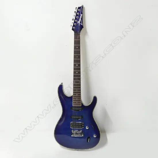 IBANEZ SA SERIES ELECTRIC GUITAR WITH HARD CASE