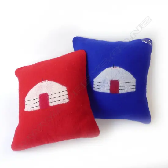 PR FELTED CUSHIONS 380x380mm