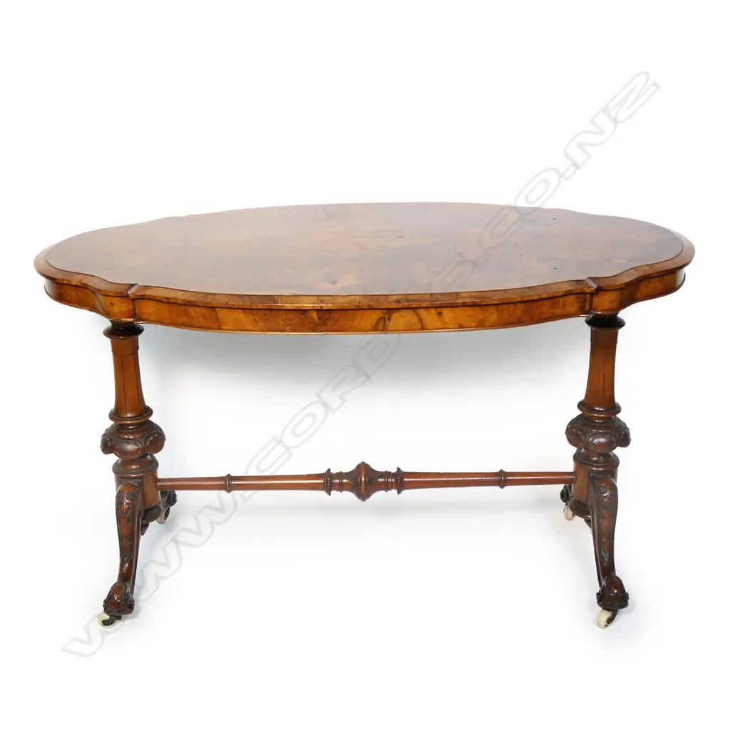 VICTORIAN WALNUT OCCASIONAL TABLE 1150x700x710mm Image 1++