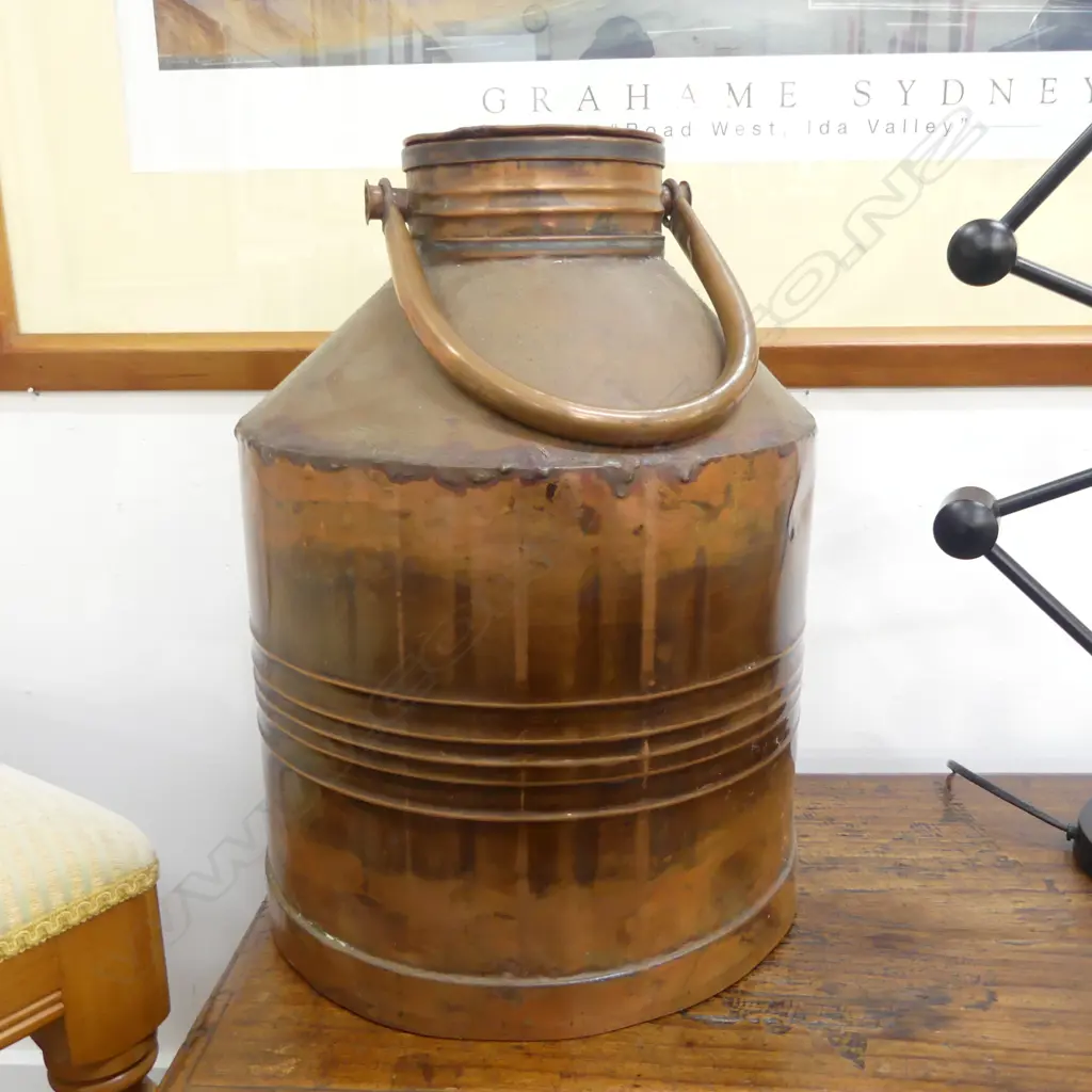 LARGE COPPER SCREW-LIDDED PAIL, H. 410mm, Dia 260  Image 1++