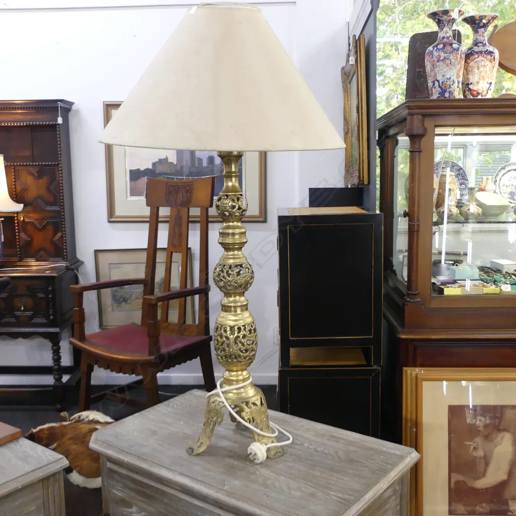 ORIENTAL BRASS TABLE LAMP H.750mm (to top of fitting) SHADE AF Image 1++