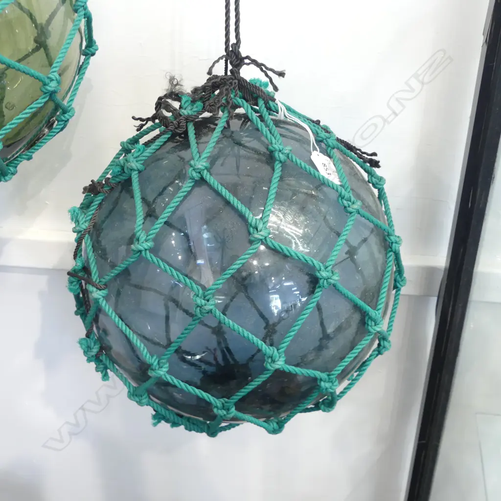 OLD GLASS FISHING FLOAT WITH NETTING hand blown APPROX. Dia.300mm Image 1++