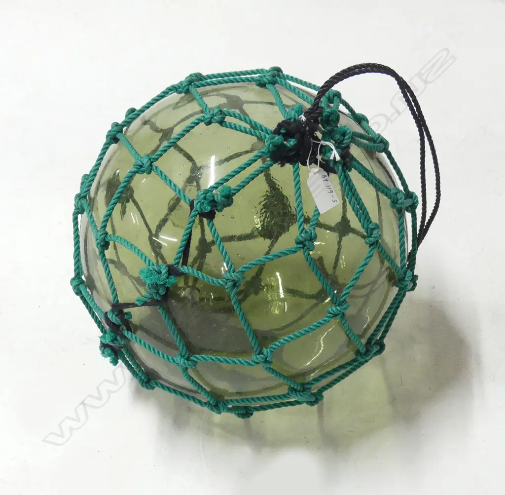 OLD GLASS FISHING FLOAT WITH NETTING hand blown APPROX. Dia.290mm Image 1++