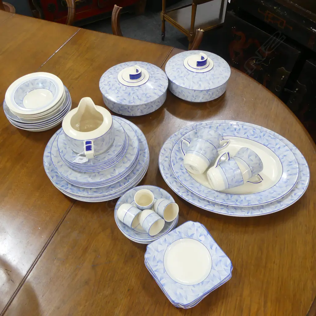DECO ROYAL DOULTON 'ENVOY' PART DINNER SERVICE Image 1++