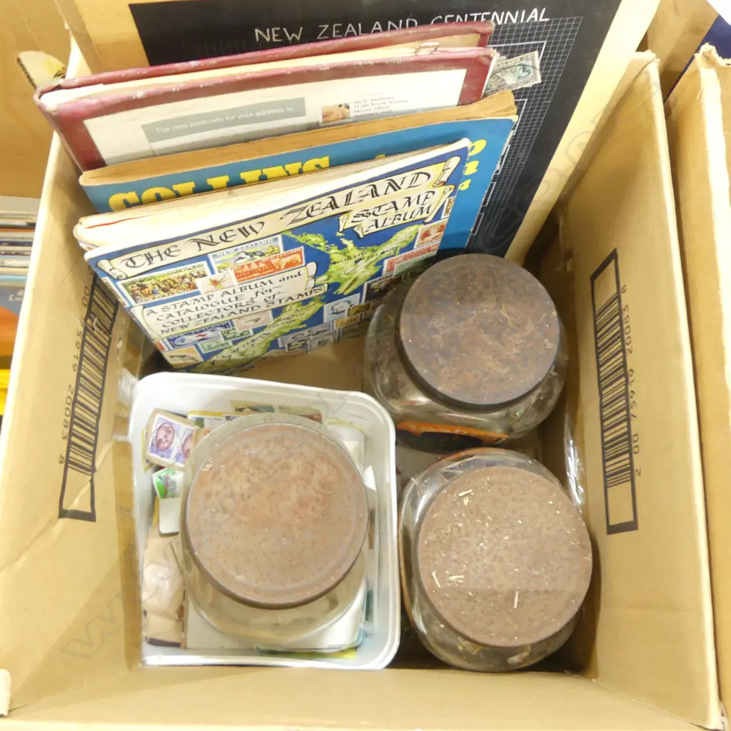 ASST. STAMPS; ALBUMS & LOOSE Image 1++
