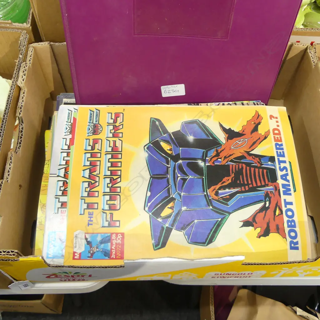 COMICS; 80+ LATE 80s MARVEL TRANSFORMER + FOLIO OF 'THE PUNISHER'  Image 1++