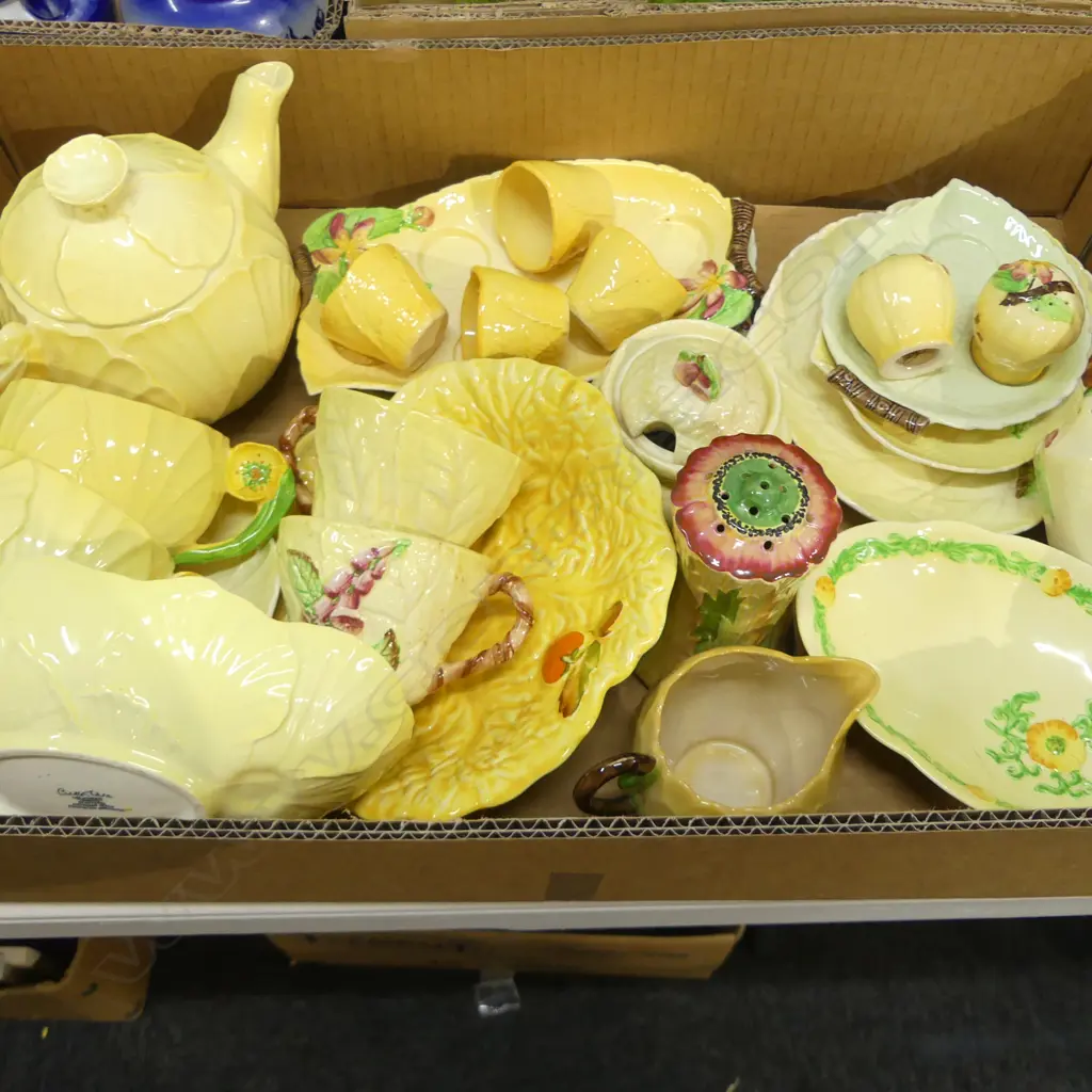 BOX LOT YELLOW LEAF PATS CARLTONWARE MIXED CHINA TEAPOT C/SS DISHES CONDERMENTS ETC Image 1++