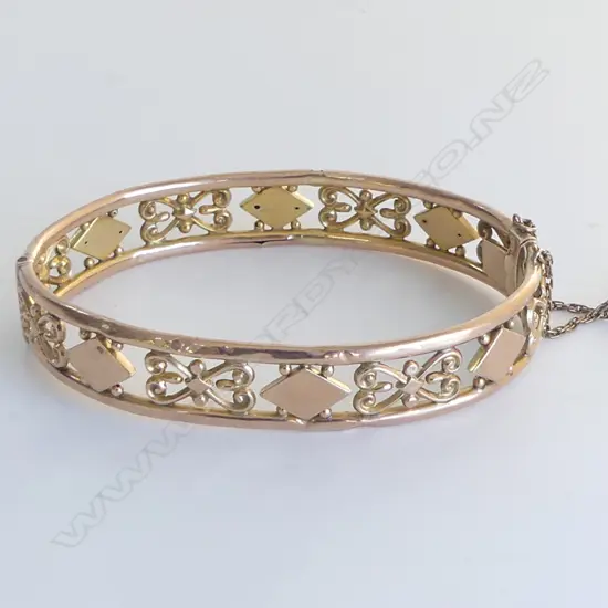9CT BANGLE 10.5gms