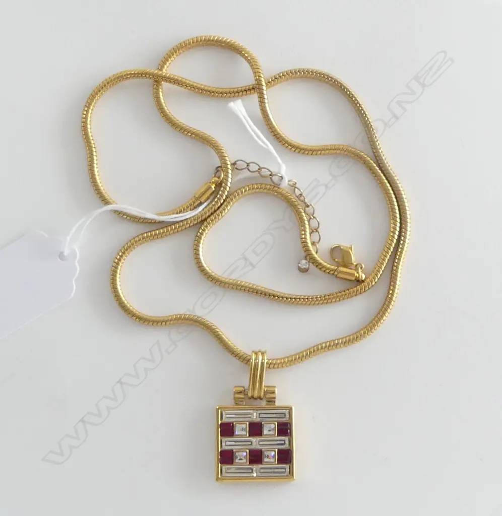'BUTLER' COSTUME JEWELLED PENDANT NECKLACE in box 'Fifth Avenue Collection' Image 1++
