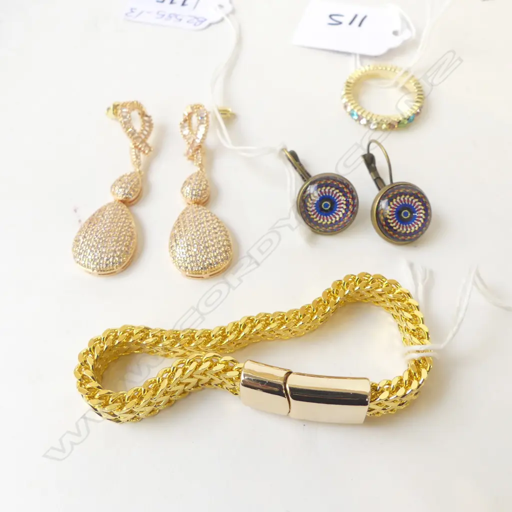4 PC; ROSE GOLD COLOURED DIAMANTE DROP EARRINGS, MULTI COLOURED RING, size 'P', GOLD COLOURED BRACELET & 'EYE' EARRINGS Image 1++
