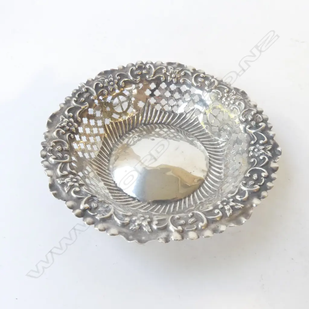 SILVER DISH, BIRM 1900 A & J Zimmerman, DIA.120mm, 29gm Image 1++