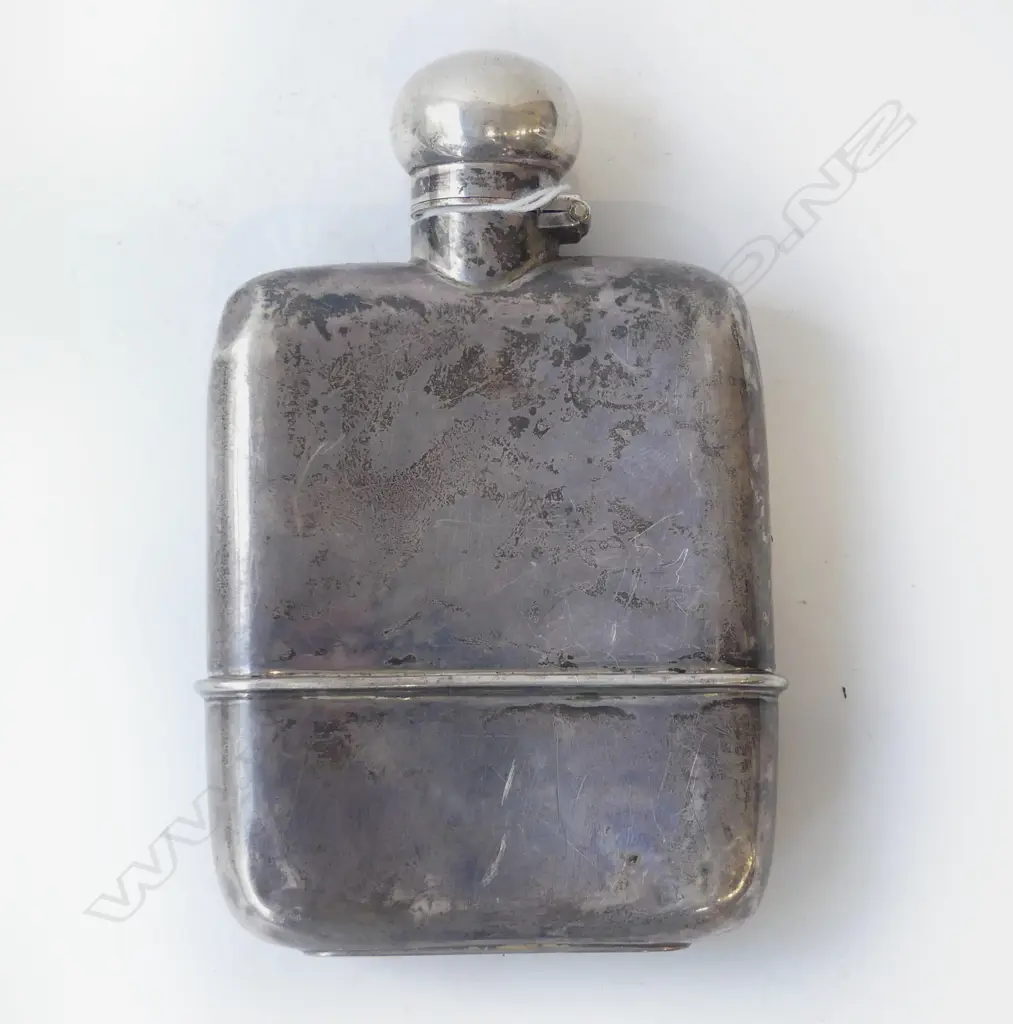 SILVER HIP FLASK, L.120mm, 135gm Image 1++