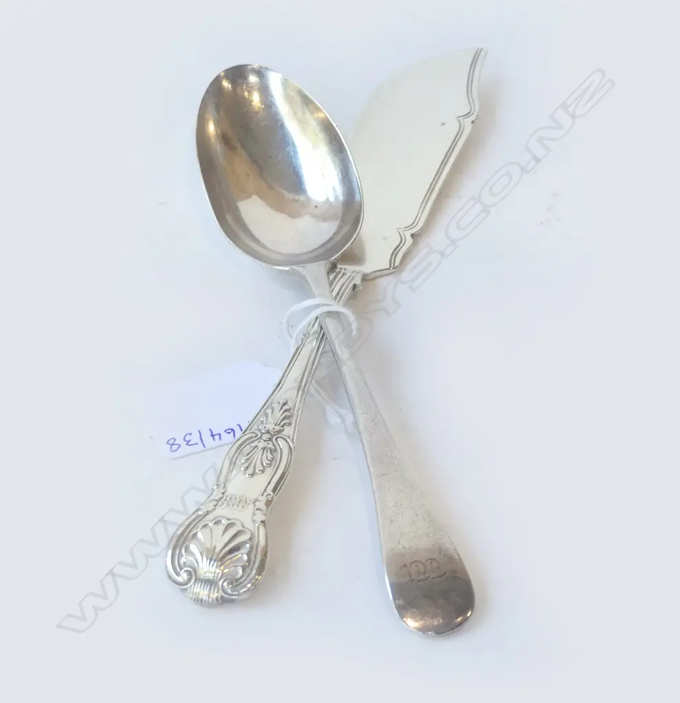SILVER BUTTER KNIFE & SILVER DESSERT SPOON, 112gm Image 1++