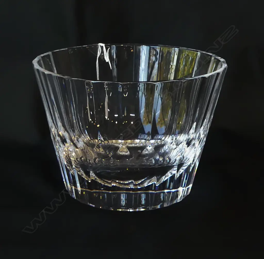 LG WATERFORD BOWL 225mm dia H.155mm Image 1++