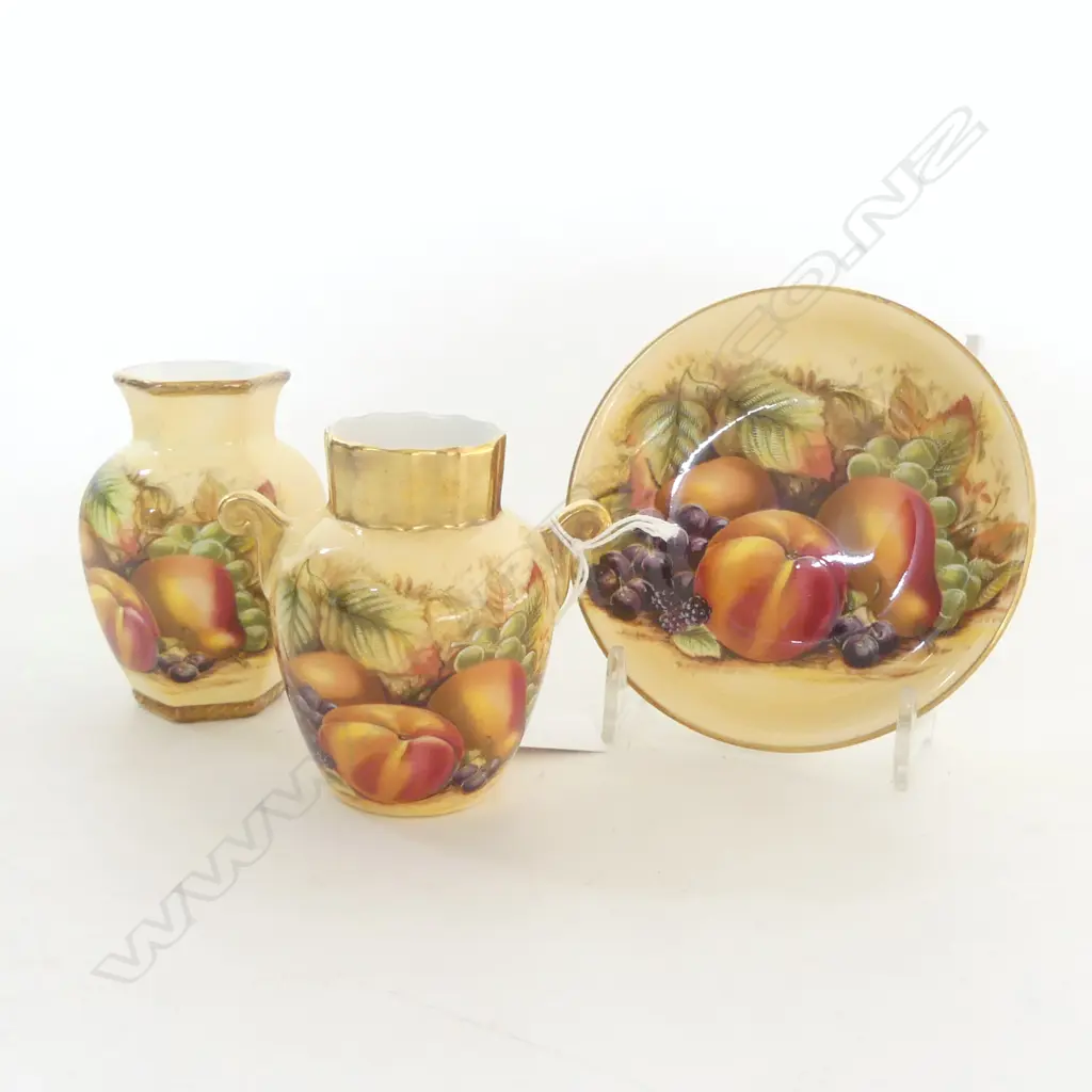 3 pces AYNSLEY 'Orchard Gold' PCES. 2 small vases H.80mm. + DISH Dia.113mm.  Image 1++