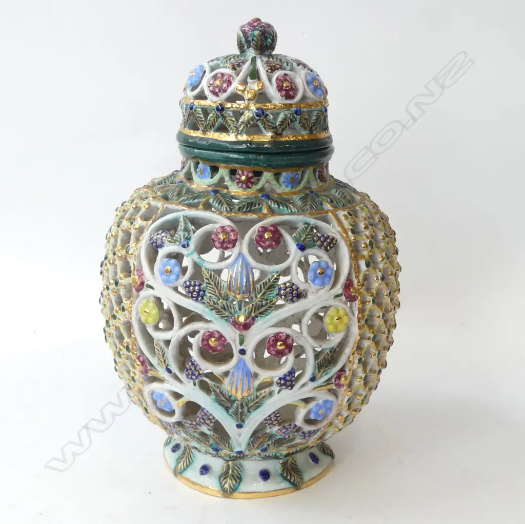 ITALIAN MAJOLICA LIDDED POT POURRI JAR, H.360mm Image 1++